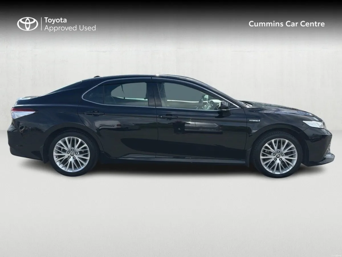 Toyota Camry HYBRID PLATINUM 4DR AUTO - Image 3