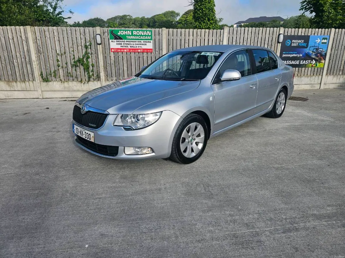 Skoda Superb low miles New nct - Image 4