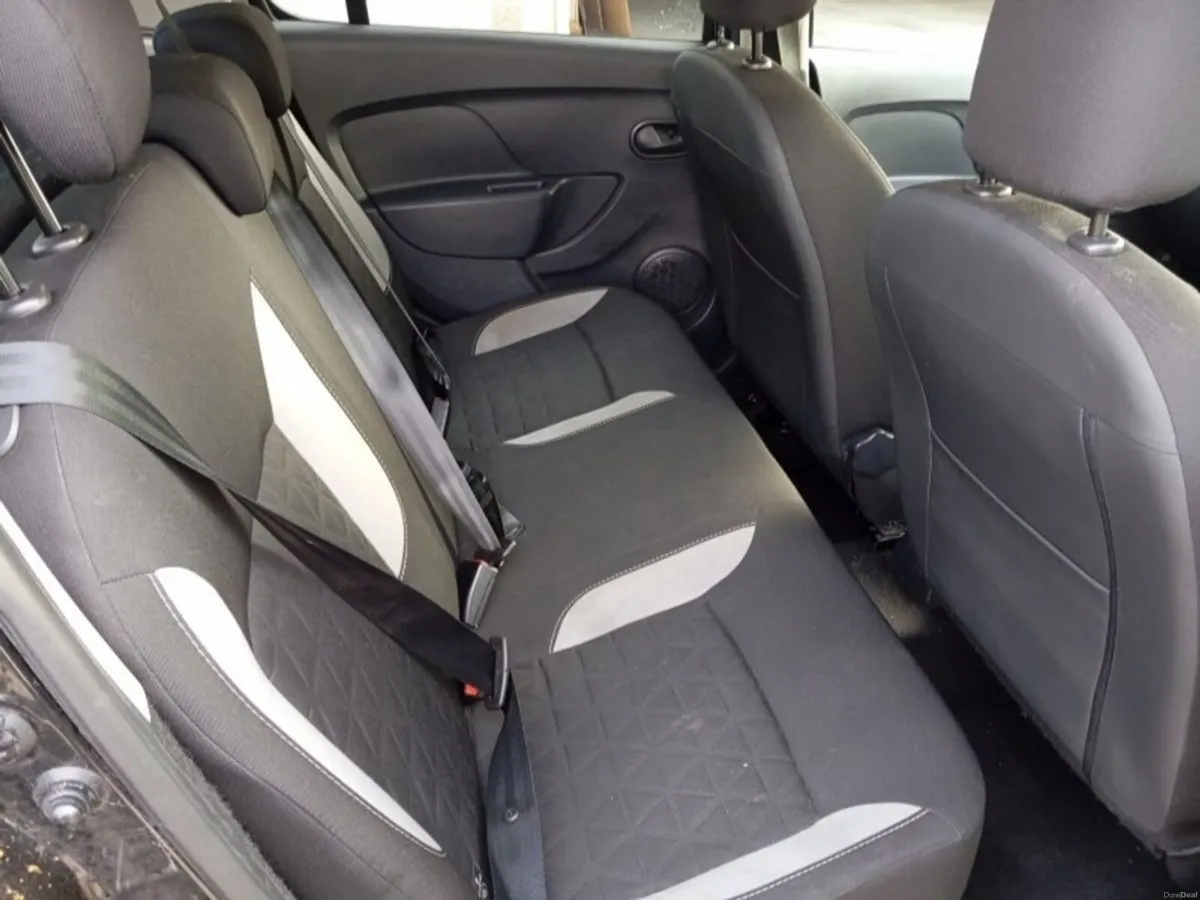 Dacia Sandero Stepway 1.5 dCi 90 SIGNATURE (New T/ - Image 4