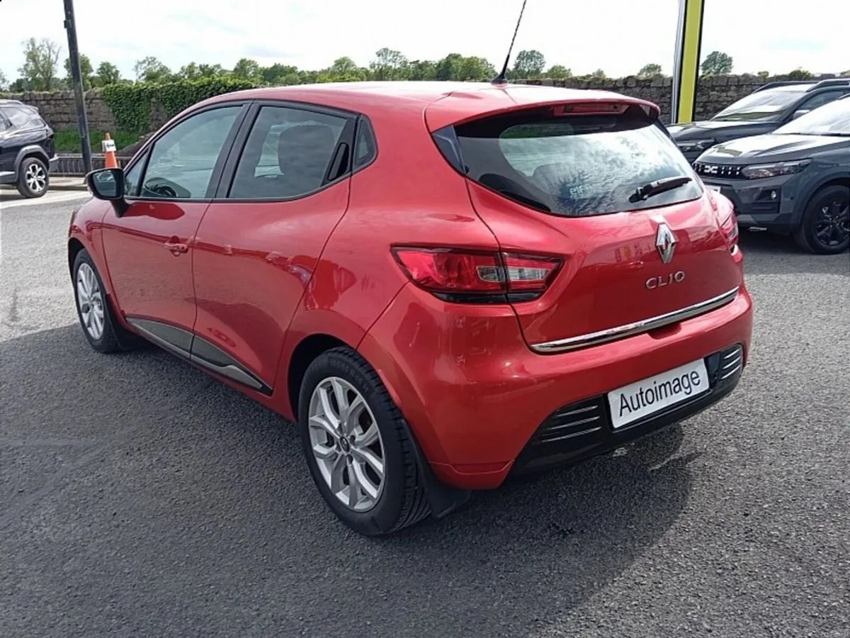 Renault Clio ONLY 23200 KMS / 1.2 16V 75 DYNAMIQUE - Image 2