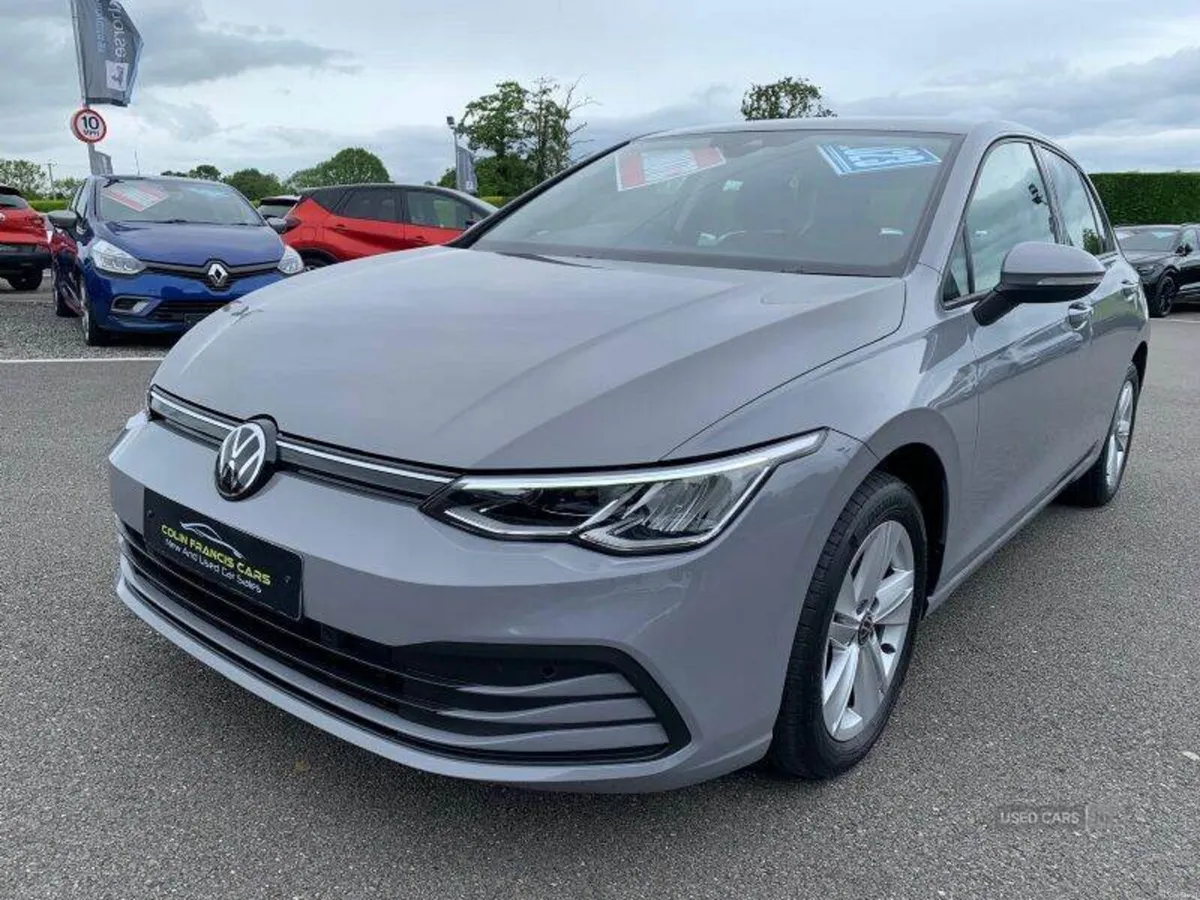 Volkswagen Golf Life - Image 1