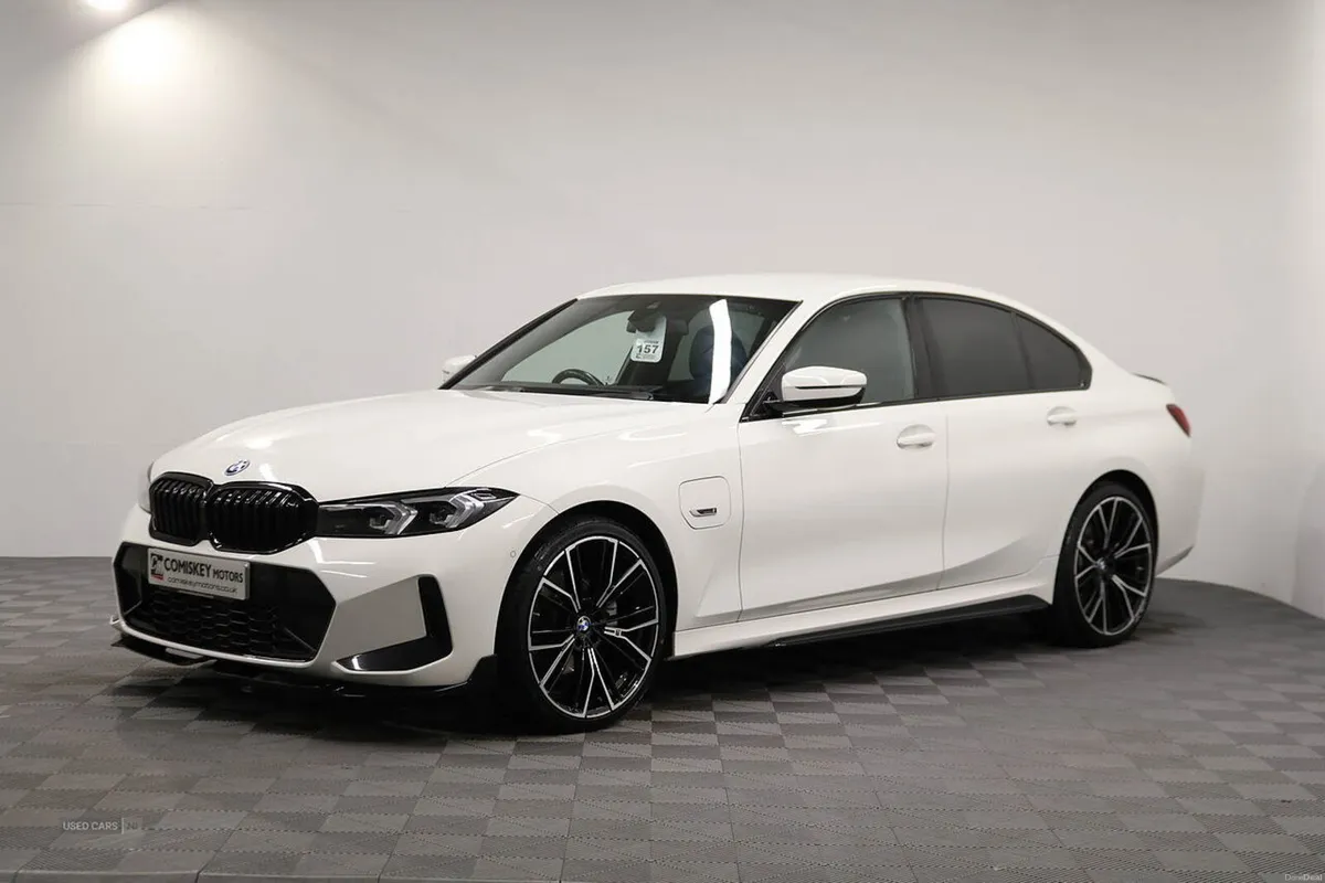 BMW 3-Series 330e M Sport - Image 3