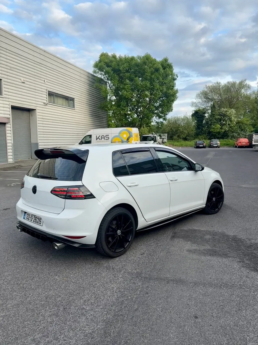 VW MK7 Golf 1.4TSi - Highline - Image 2