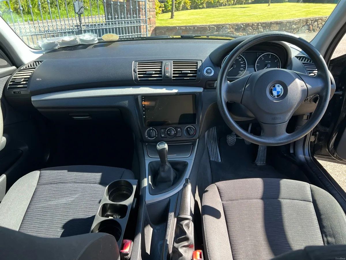 BMW 118d Hatchback - Image 3