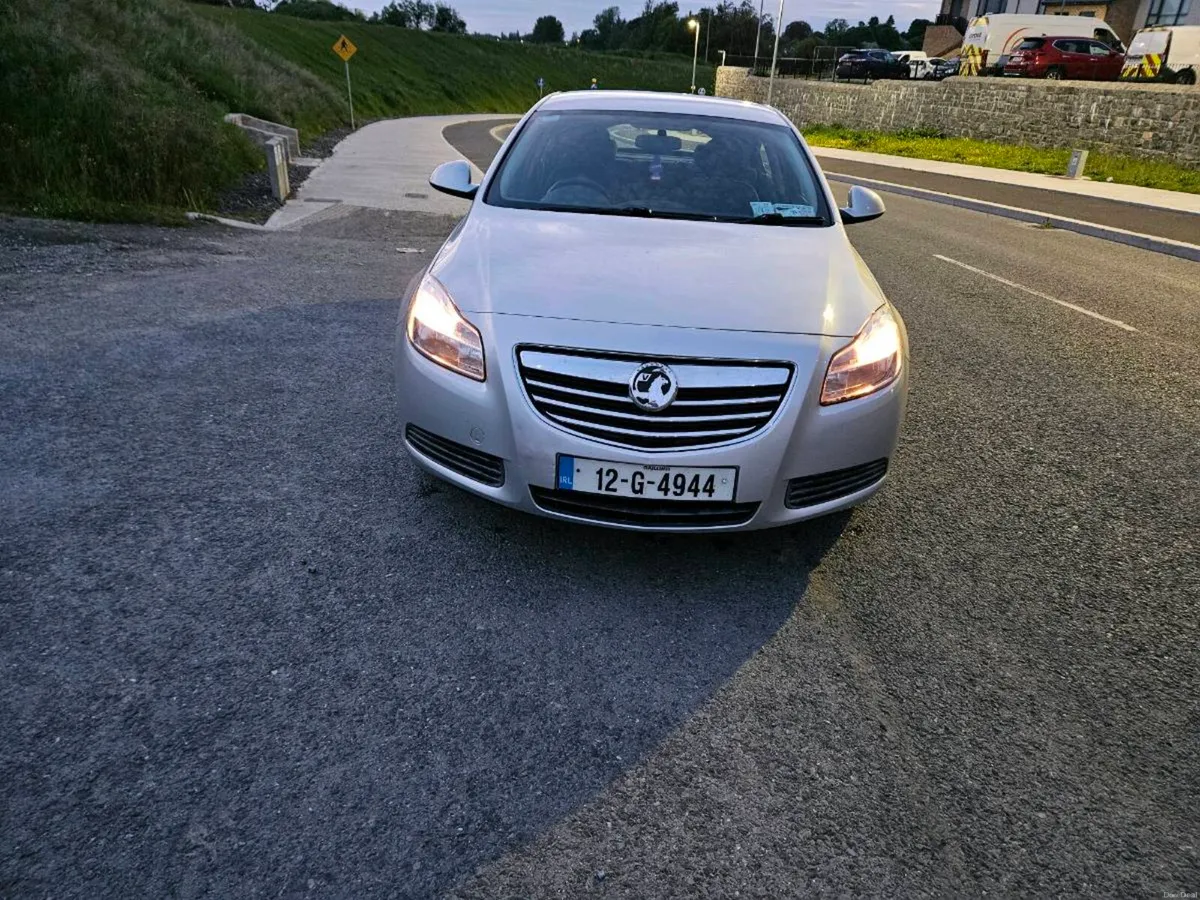 insignia 2.0 tdi nct new 05/2027 tax 06/2026 - Image 3