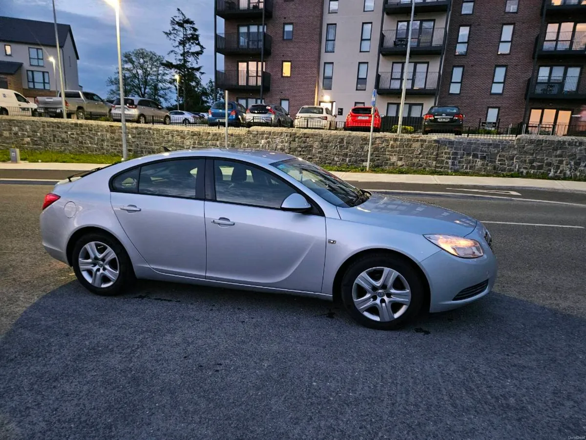 insignia 2.0 tdi nct new 05/2027 tax 06/2026 - Image 4
