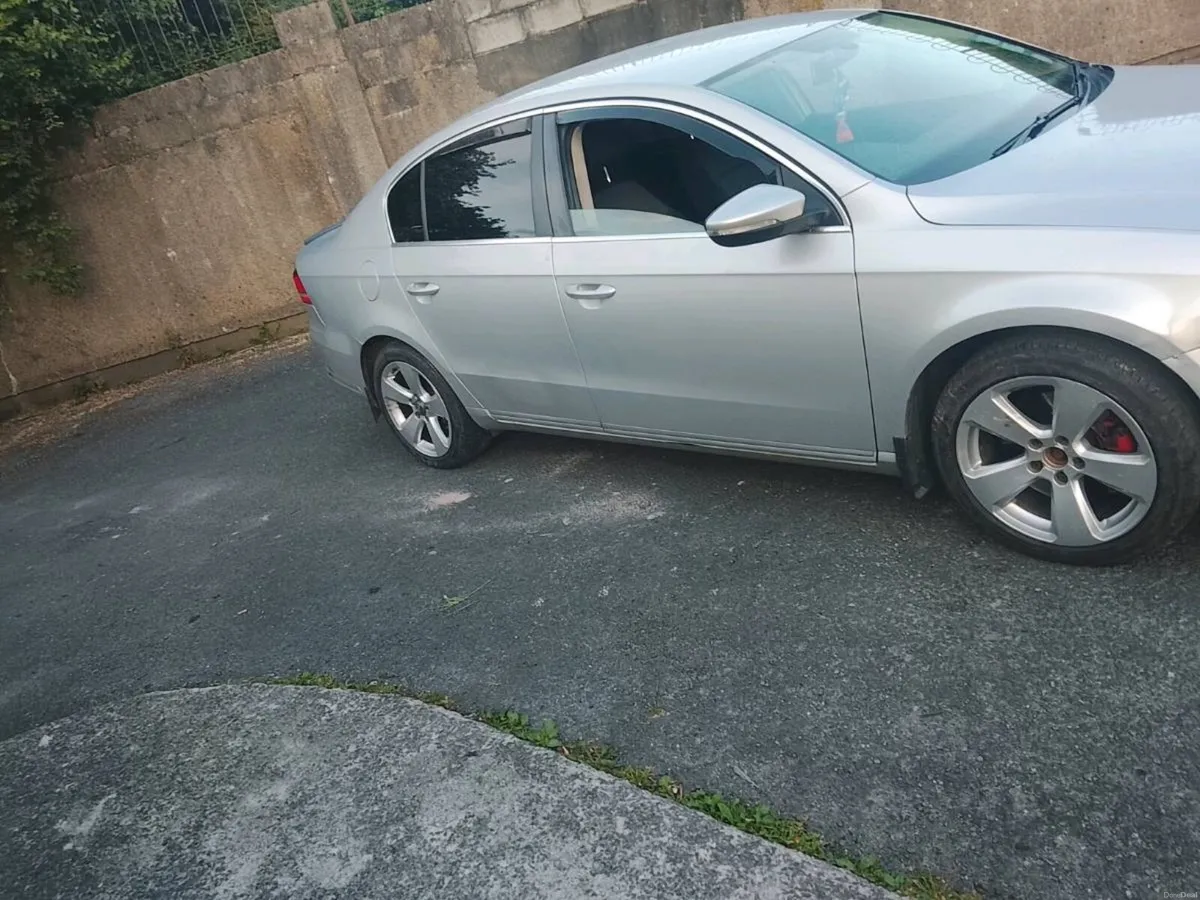 131VW Passat 2.0 tdi new nct 07-27 and taxed 06-26 - Image 2
