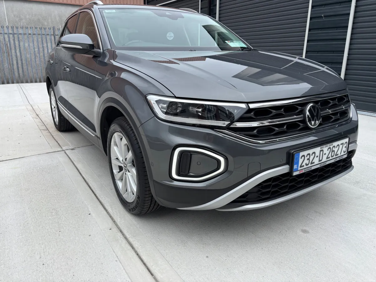 2023 Volkswagen T-Roc 1.5 TSI 150 HP DSG Style - Image 4