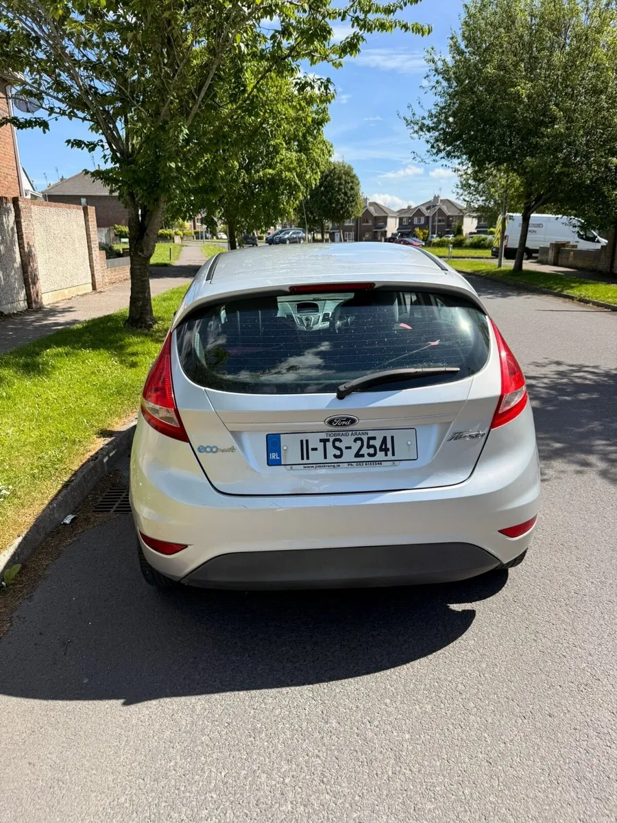 Ford Fiesta 2011 - Image 4