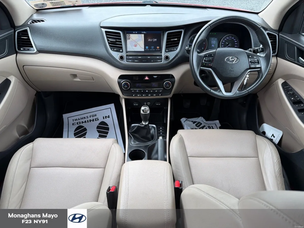 Hyundai Tucson EXECUTIVE 1.7 DIESEL 5DR - Image 2
