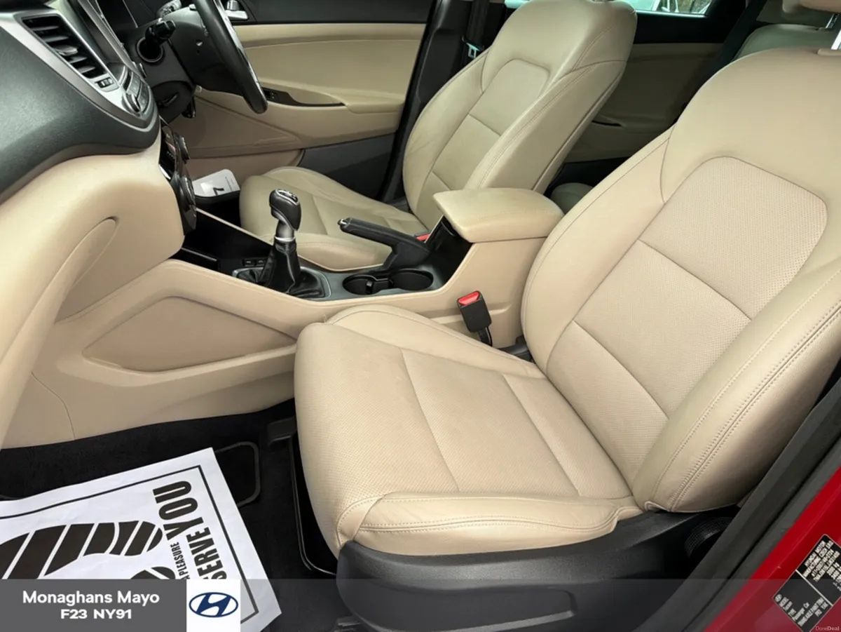 Hyundai Tucson EXECUTIVE 1.7 DIESEL 5DR - Image 4
