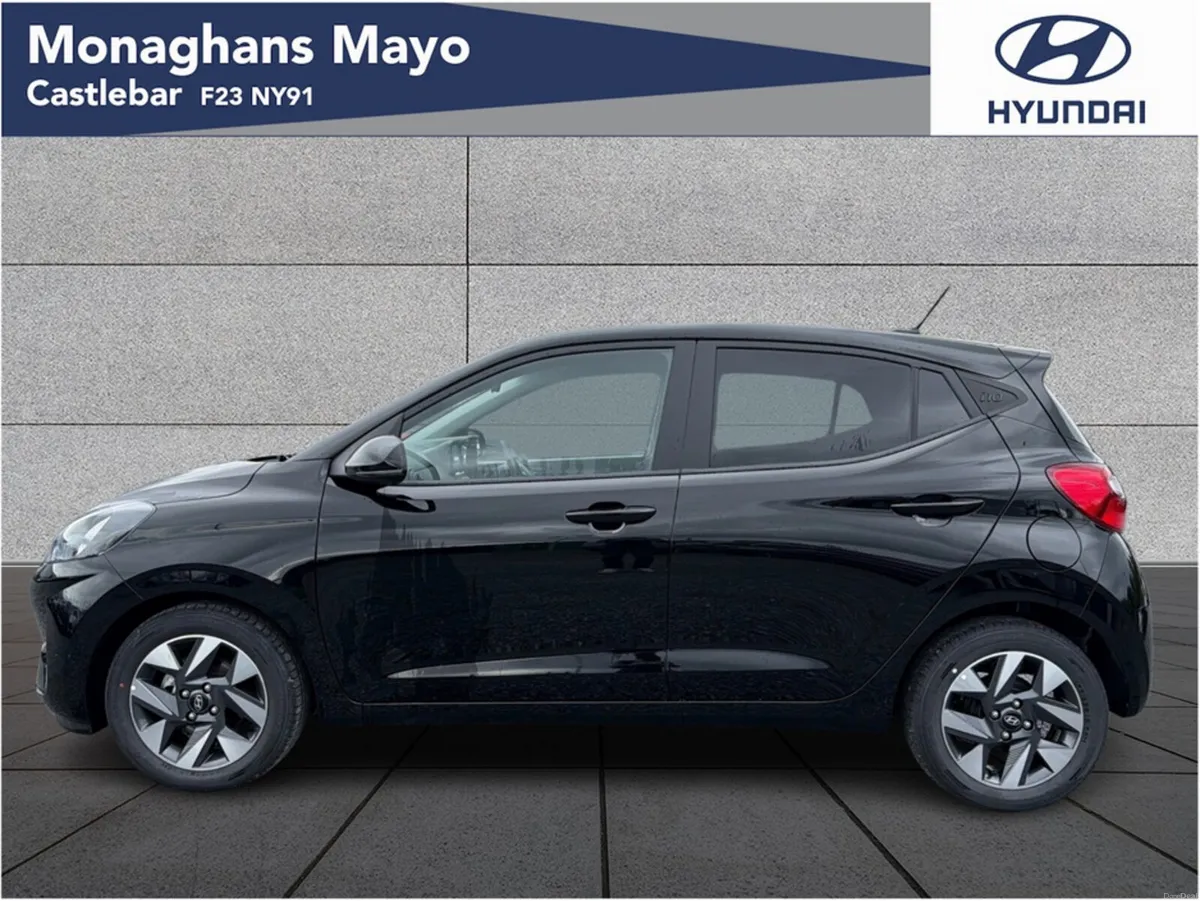 Hyundai i10 DELUXE PLUS *ONLY 50KM'S* 1.0 PETROL - Image 6