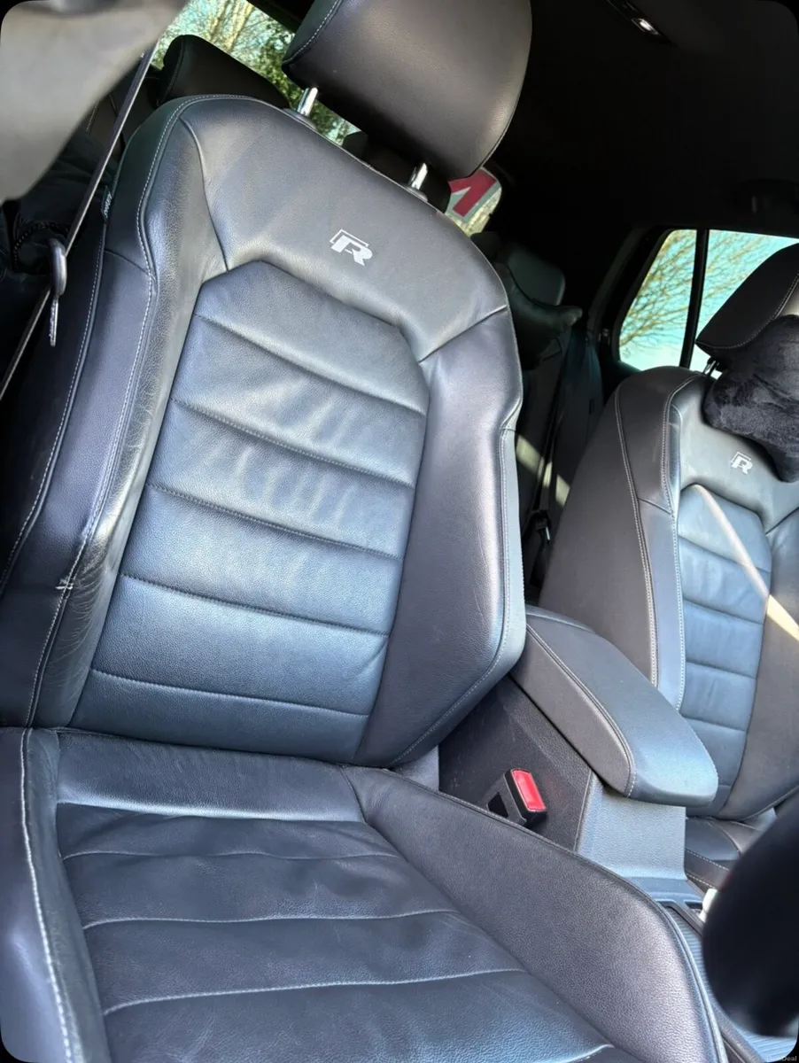 Golf r Mk7  Volkswagen /Low km - Image 2
