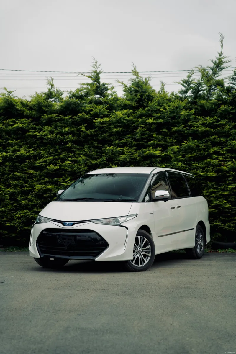 Toyota Estima 2.4  Hybrid 2019 - Image 1