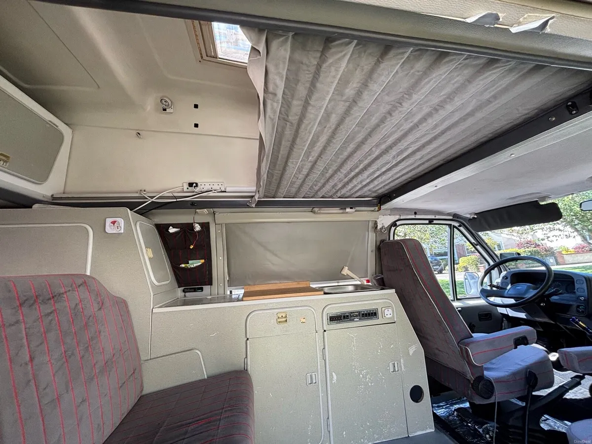 Vintage Ford Transit Camper - Image 4