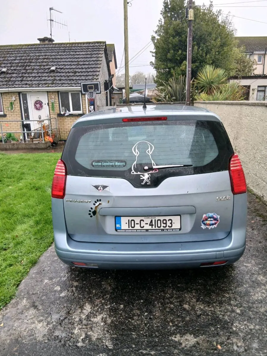 Automatic Peugeot 7 seats - Image 2