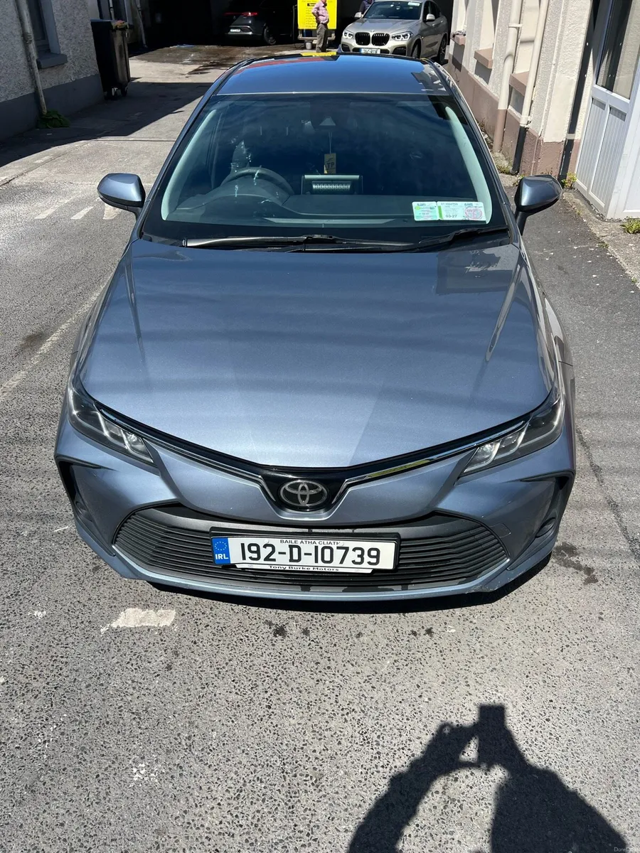 Toyota Corolla Aura 1.6 petrol - Image 4