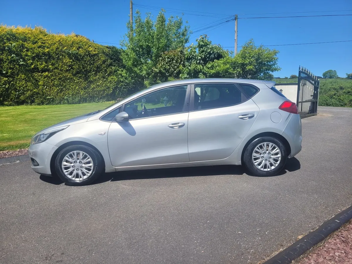 €2,750....2013 KIA CEED 1.6 DIESEL - Image 2