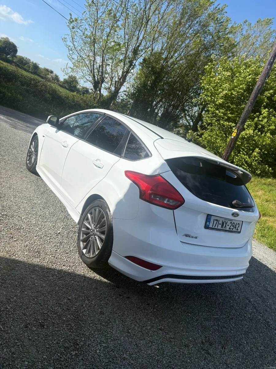 2017 ford focus ST LINE - Image 3