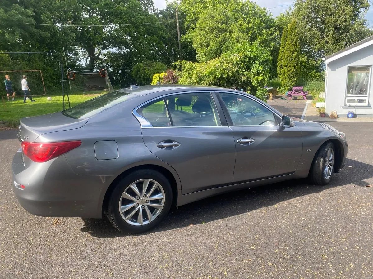 Infiniti Q50 2017 - Image 3