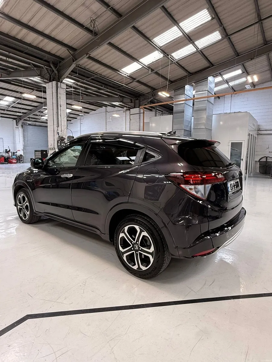 HONDA VEZEL €15000 2015 1.5L HYBRID/ PETROL - Image 5