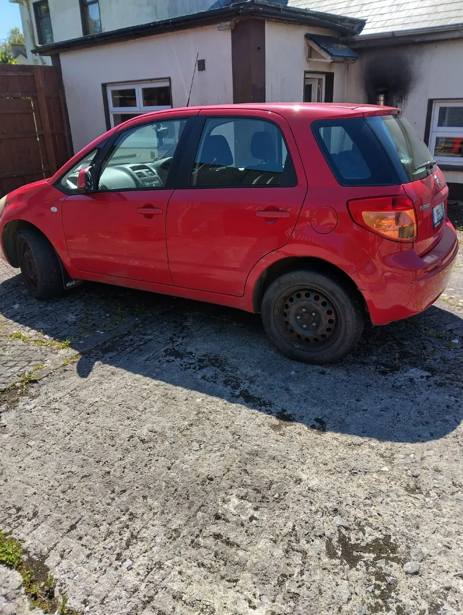 Suzuki SX4 2009 - Image 2