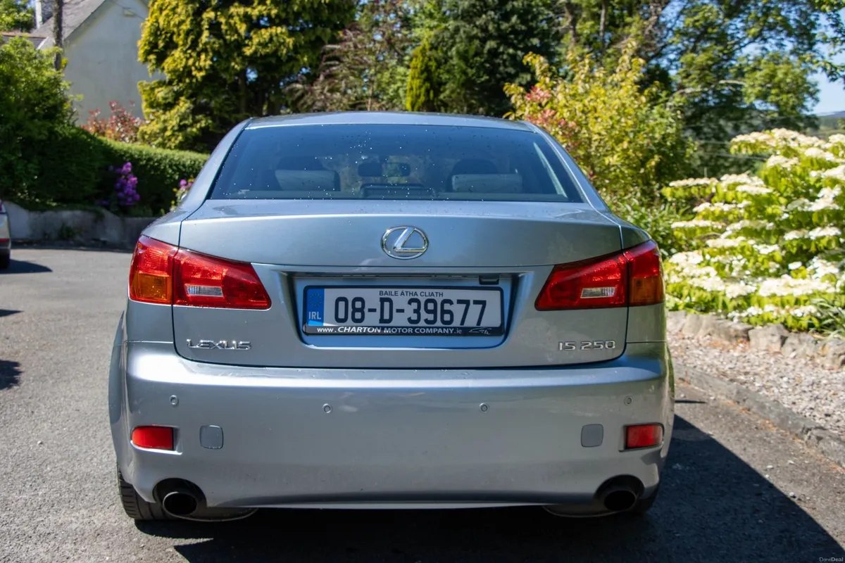 Lexus IS 2008 - Image 2