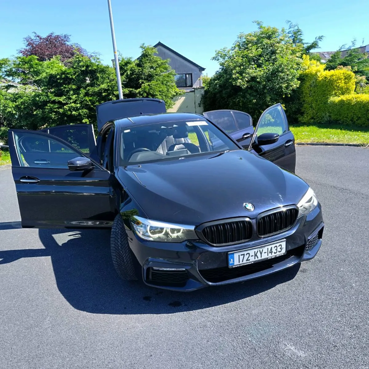 Carbon Black BMW 520D M Sports 190BHP - Image 1