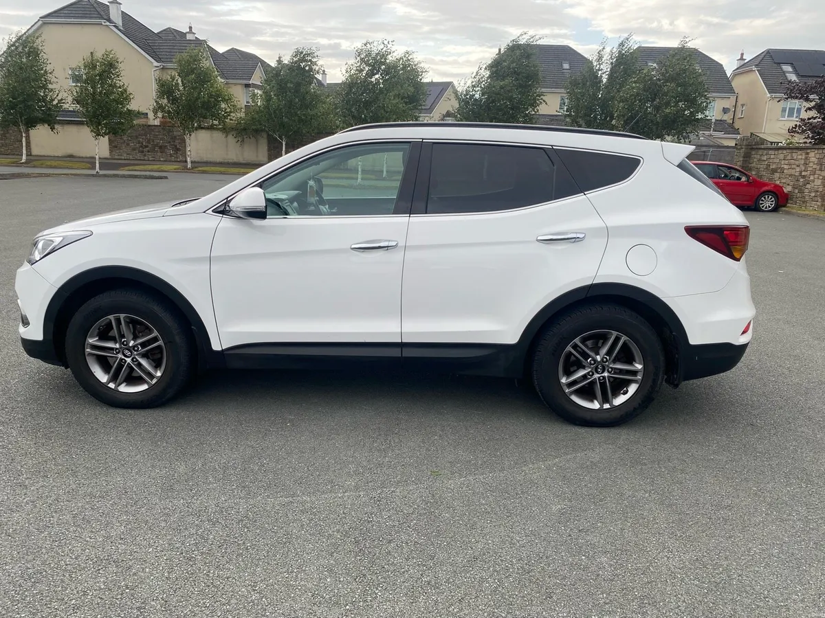 Hyundai Santa Fe - Image 4