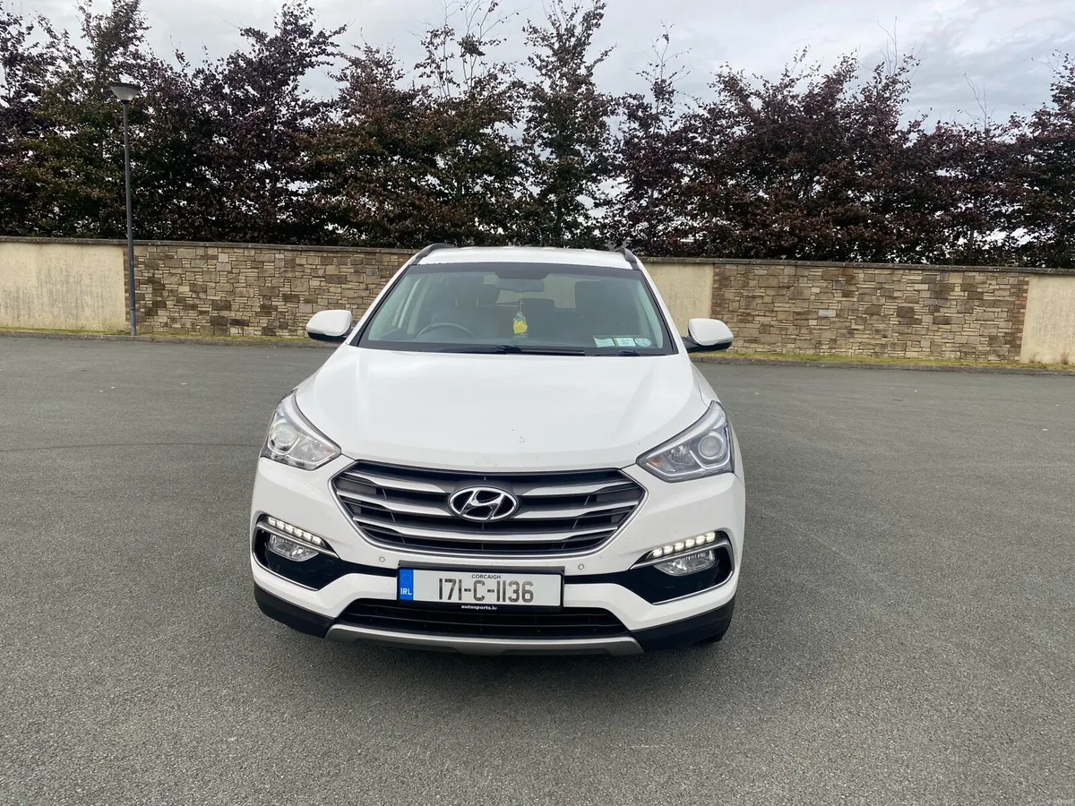 Hyundai Santa Fe - Image 2