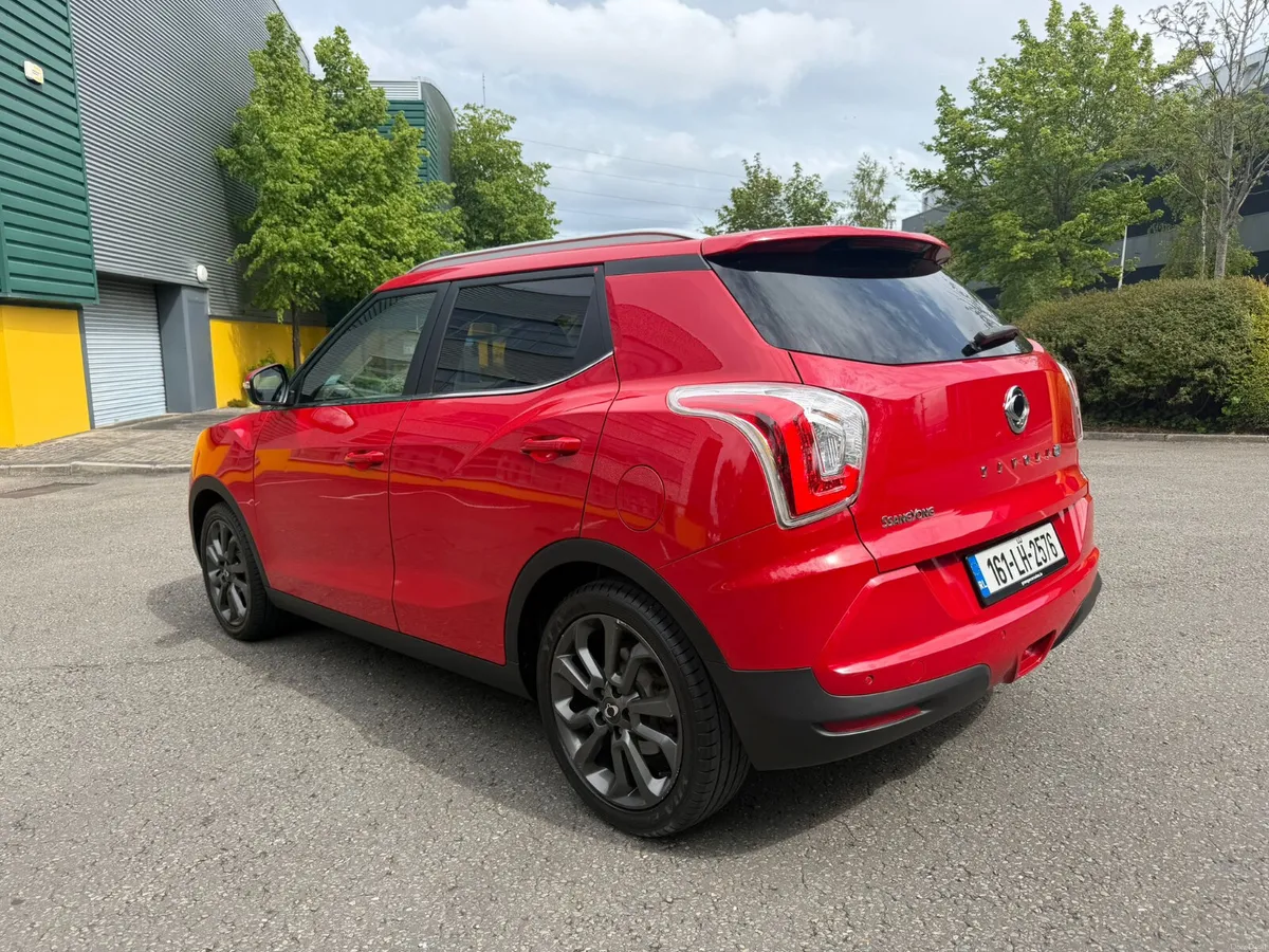 SsangYong Tivoli Crossover 1.5 XDi High Spec - Image 5