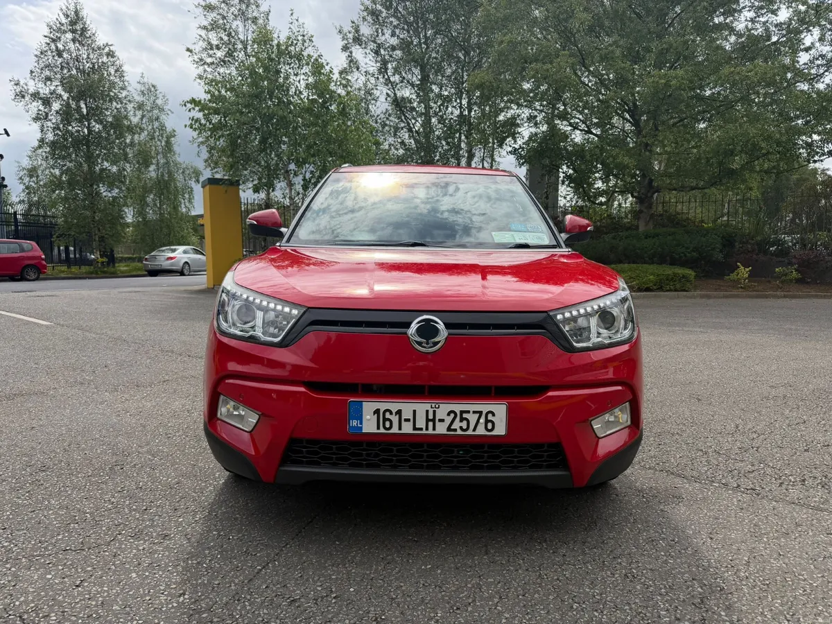 SsangYong Tivoli Crossover 1.5 XDi High Spec - Image 2