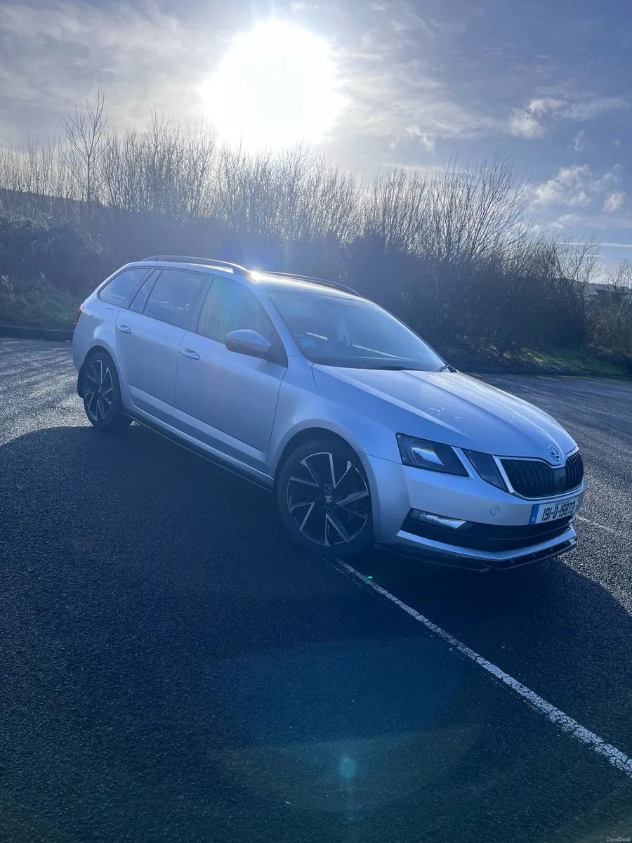 Skoda Octavia Estate 1.6L - Image 1
