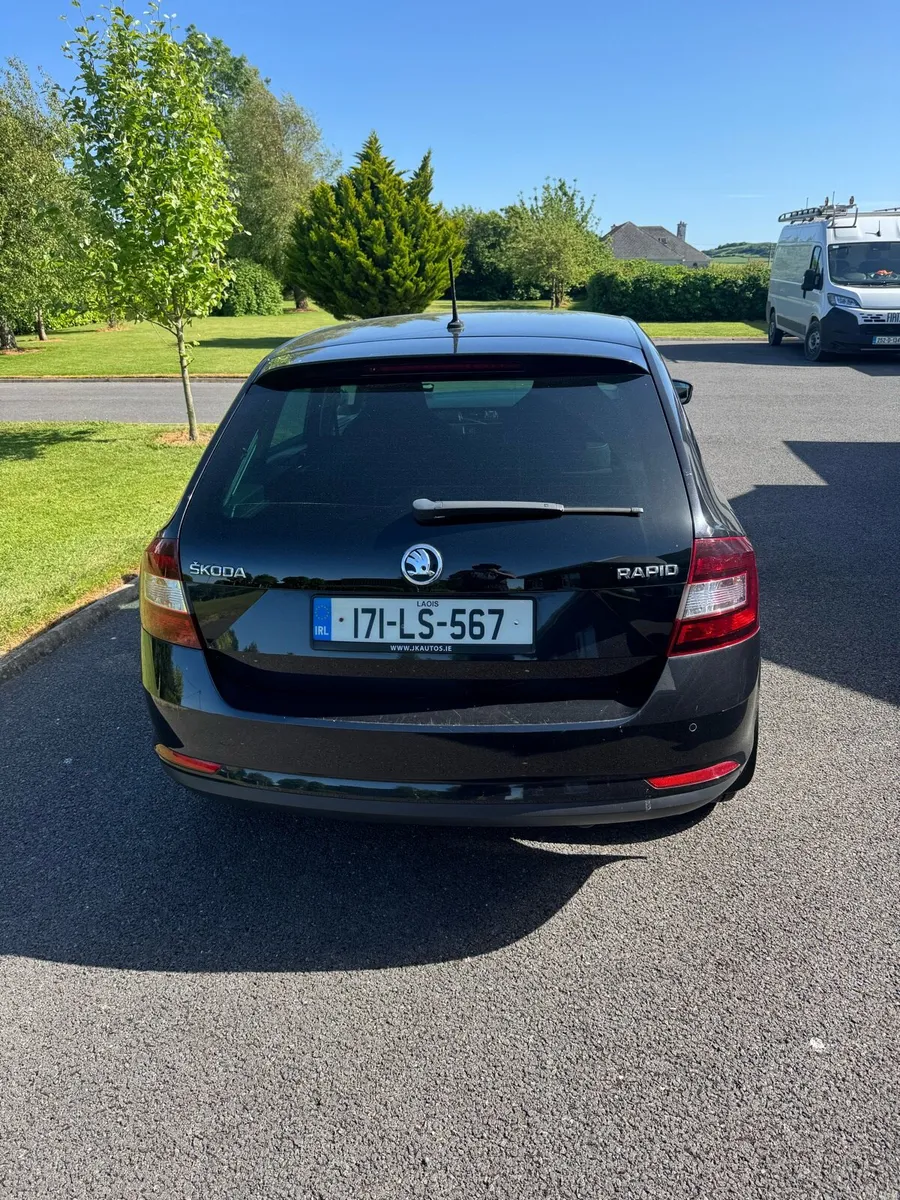 Skoda rapid 1.2 petrol - Image 5
