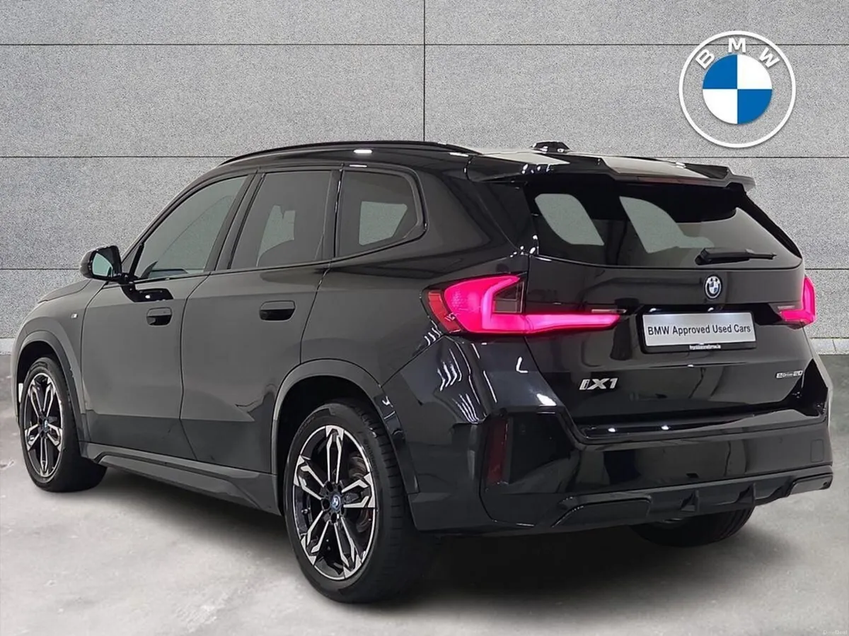 BMW iX1 eDrive20 M Sport - Image 3