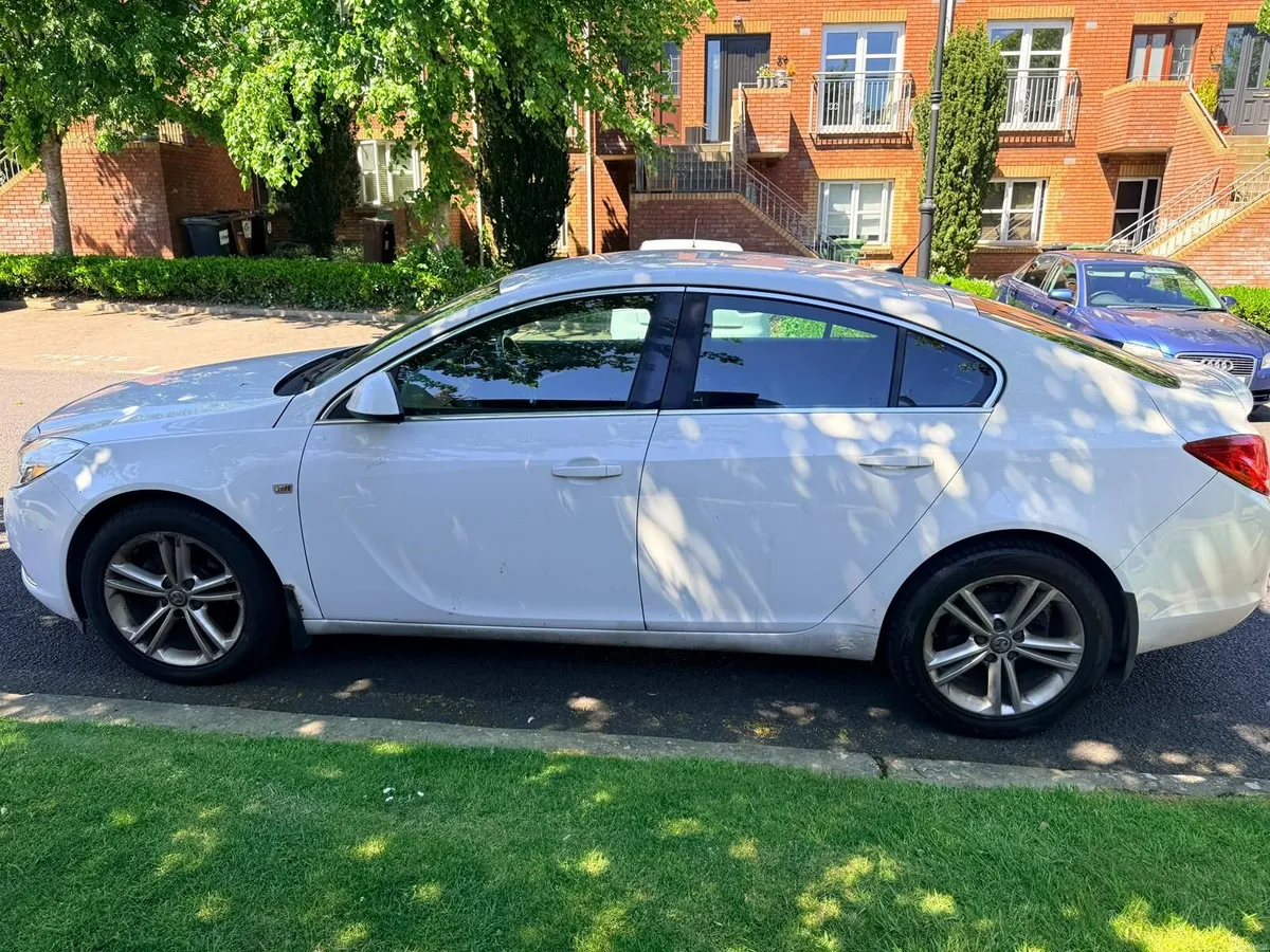 Vauxhall Insignia 2012 - Image 4