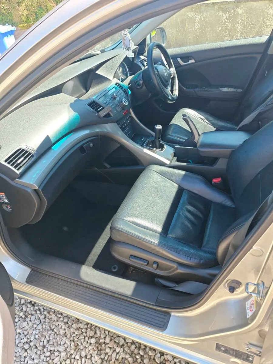 Honda Accord 2.2 diesel - Image 3