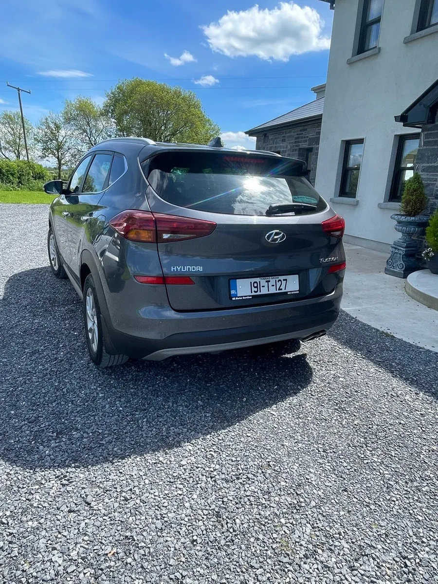 Hyundai Tuscan - Image 4