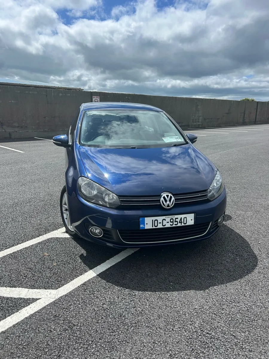 Volkswagen Golf 2010 - Image 1