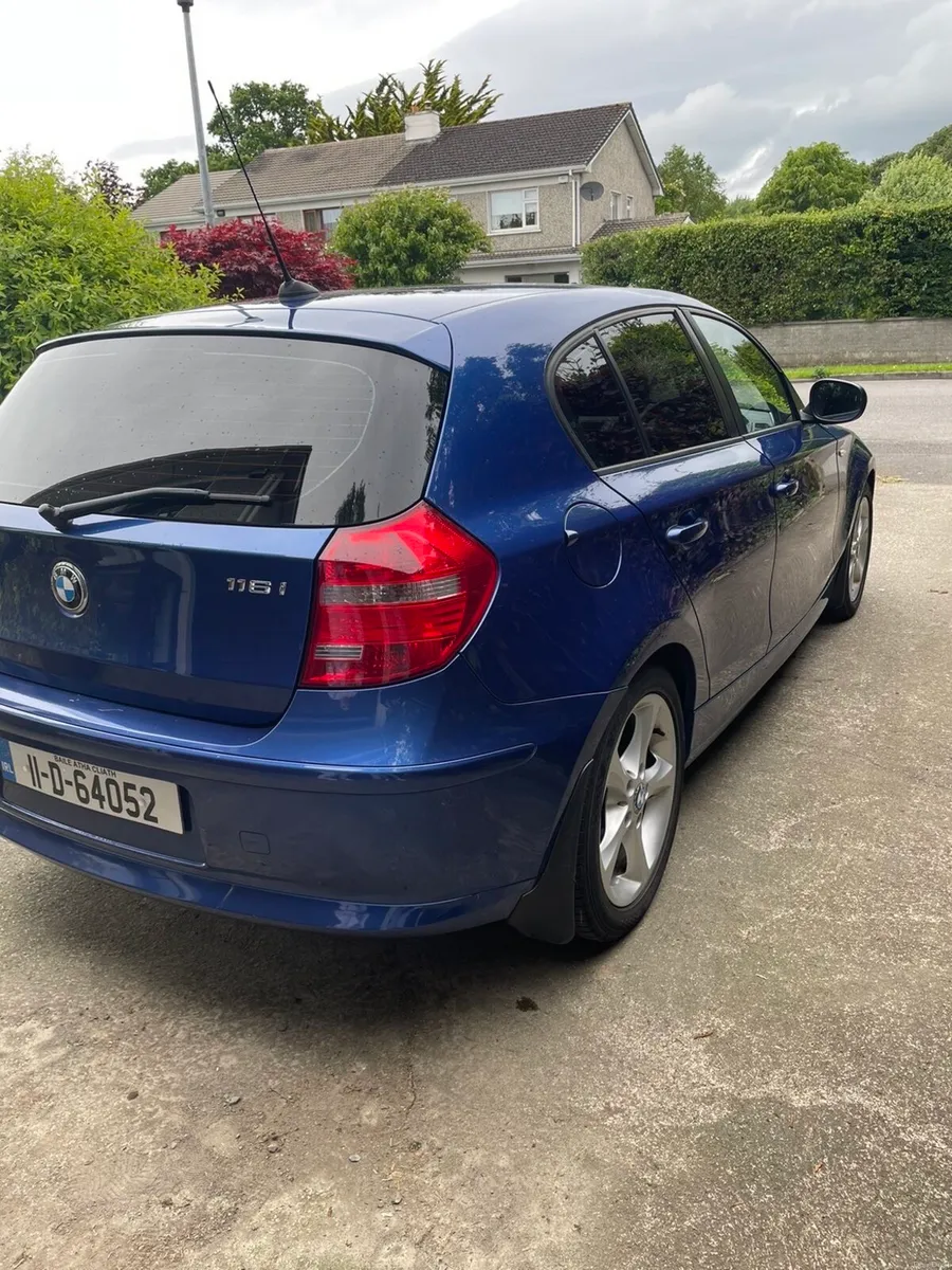 BMW 1 series low mileage - Image 2