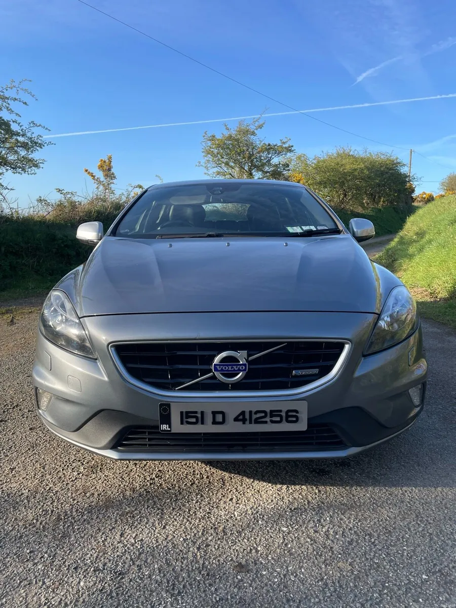 Volvo V40 R-Design ✅NEW NCT & Timing Belt - Image 3