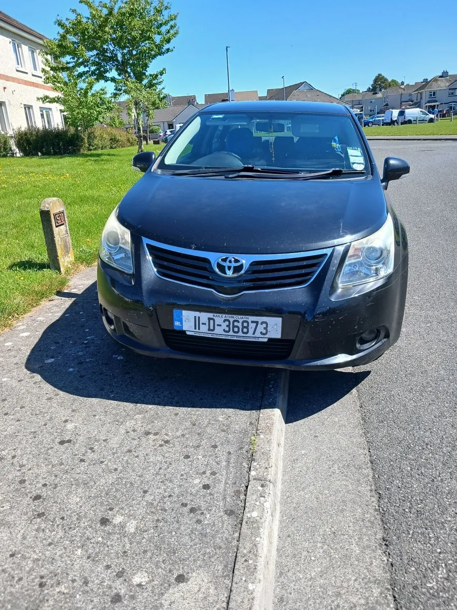 Toyota Avensis 2011 price 3150 - Image 3