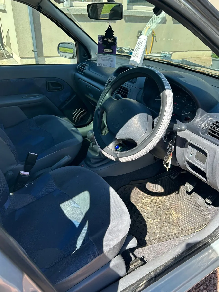 Clio - Image 2