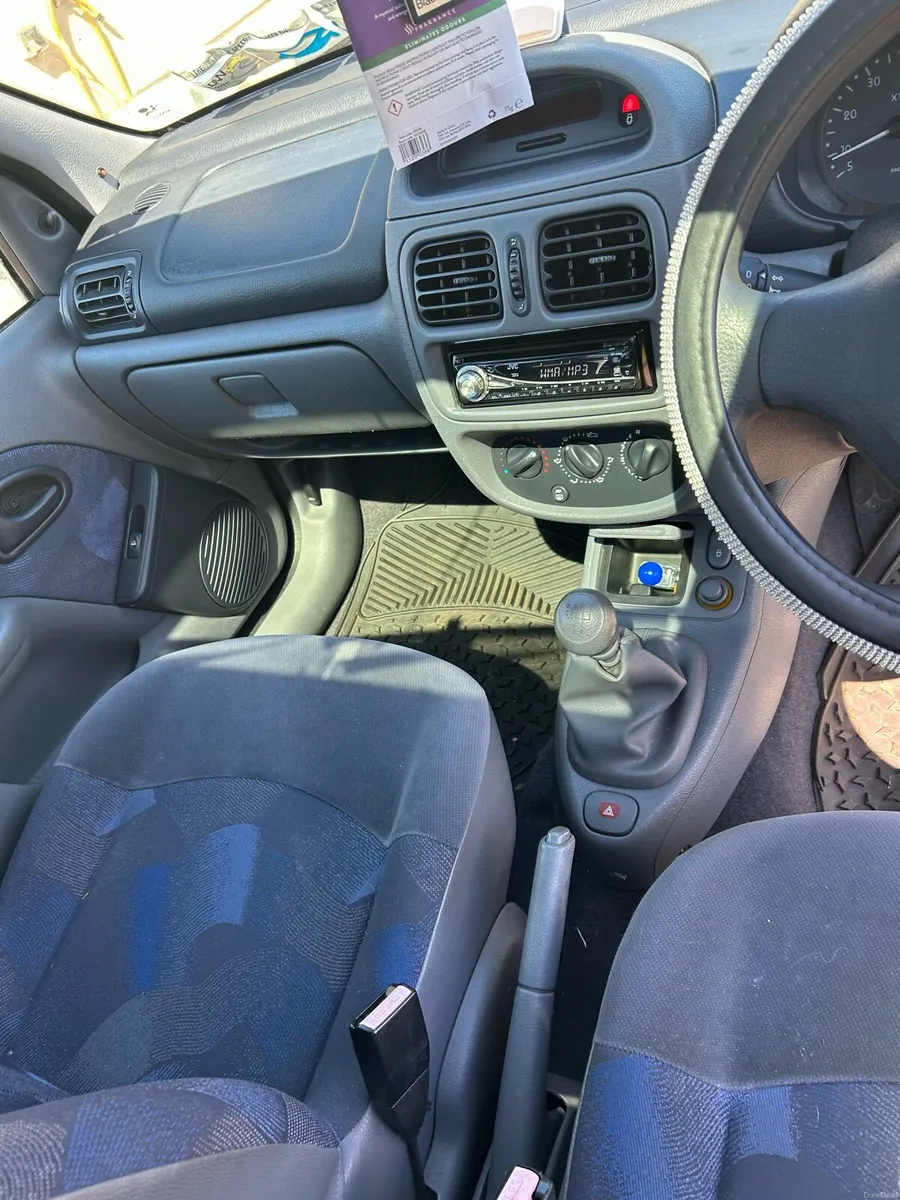 Clio - Image 3