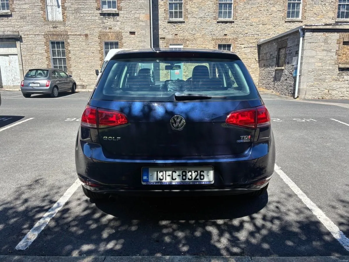Volkswagen Golf Highline BlueMotion 2013 - Image 2