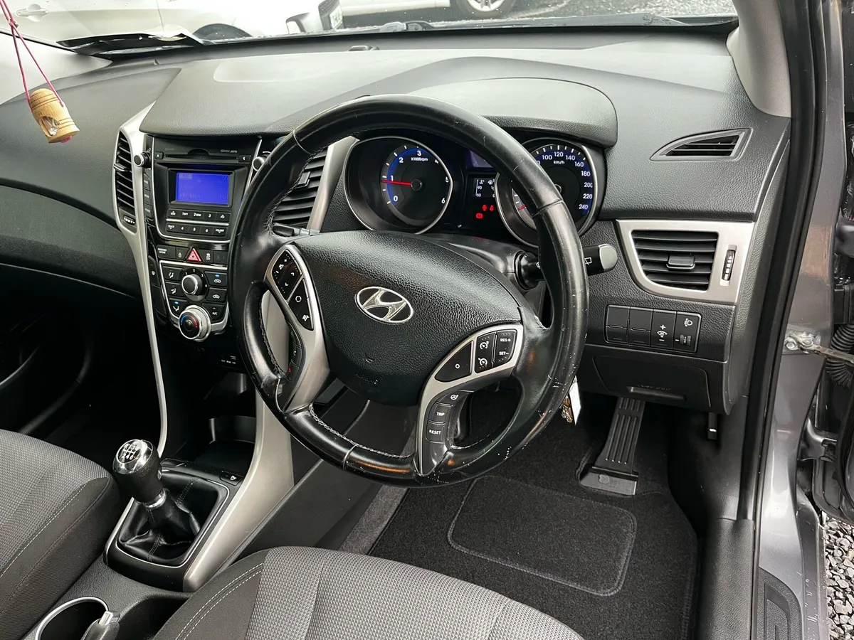 2015 Hyundai i30 1.6 diesel - Image 6