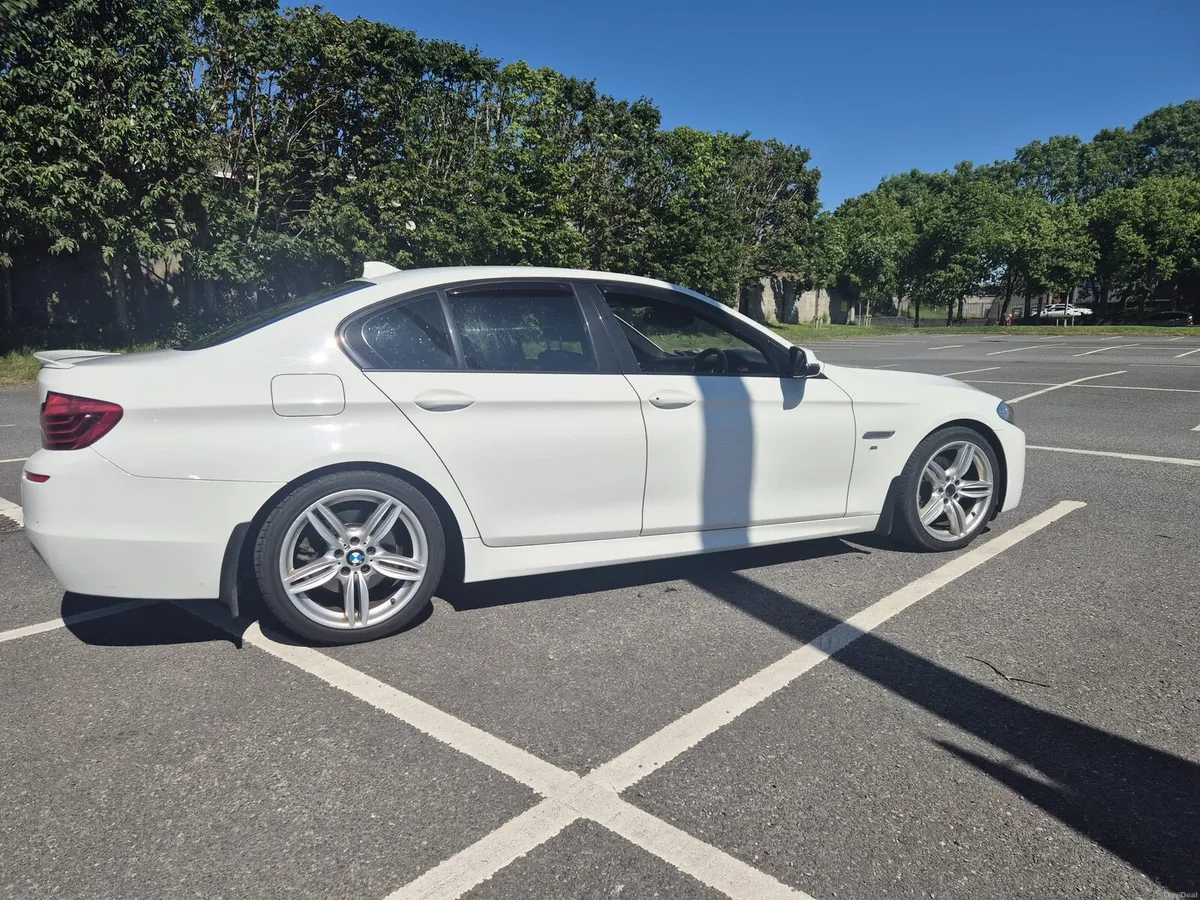 Bmw 520 m sport - Image 2