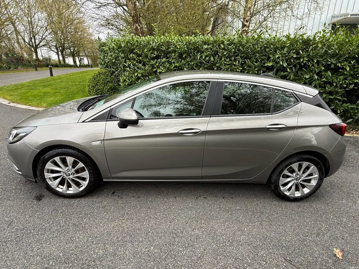 2016 (161) Opel Astra SC 1.6 CDTI 110PS 5DR - Image 4