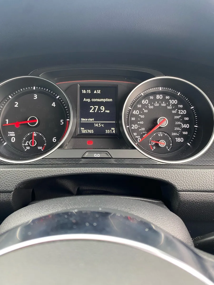 2015 Golf GTD - Image 2