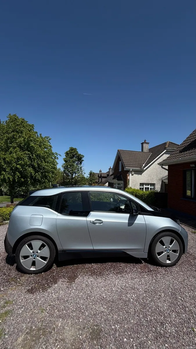BMW i3 low mileage - Image 3